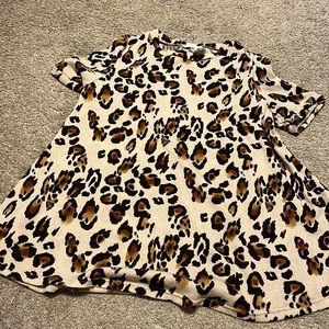 Leopard sweater top